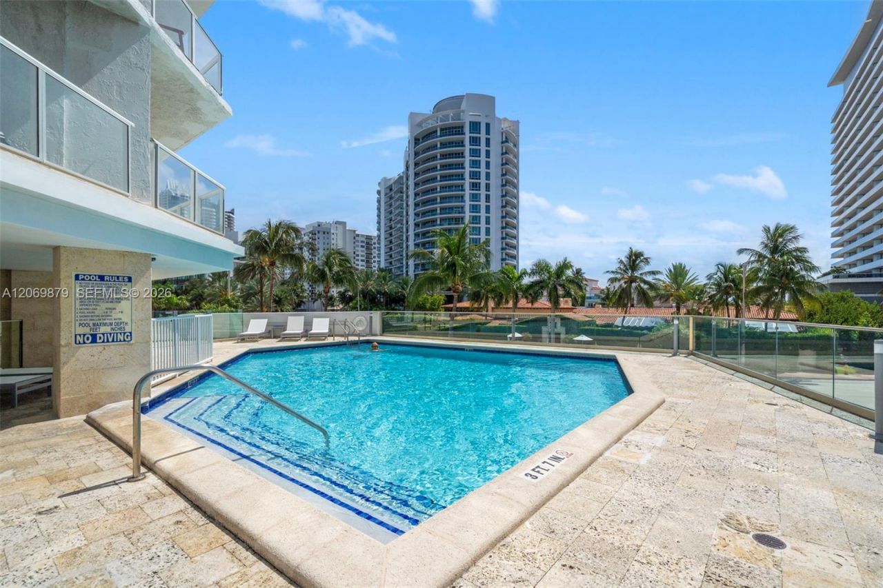 5900 Collins Ave , Unit 1204, Miami Beach, FL 33140 Photo