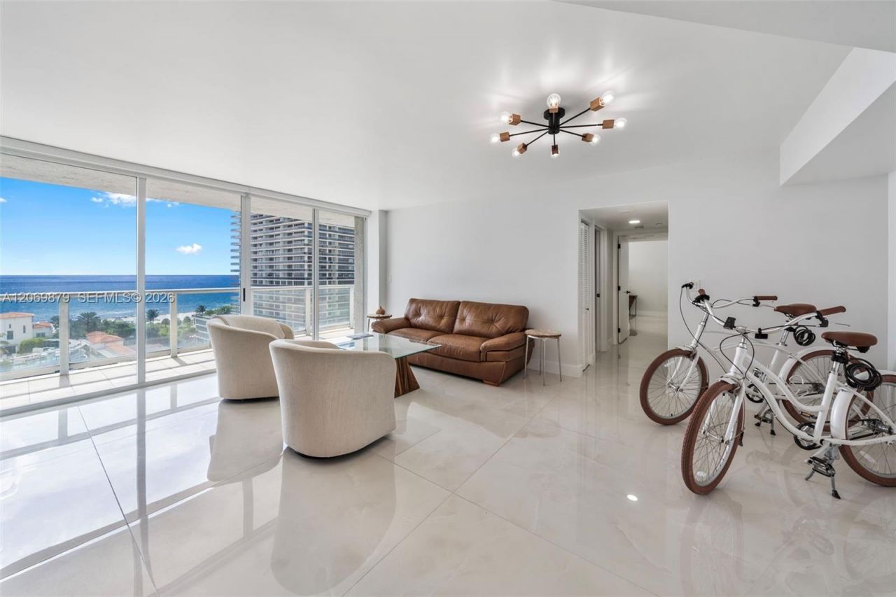 5900 Collins Ave , Unit 1204, Miami Beach, FL 33140 Photo