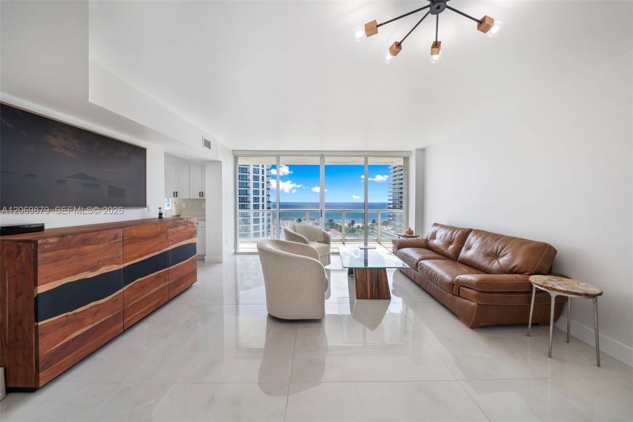 5900 Collins Ave , Unit 1204, Miami Beach, FL 33140 Photo