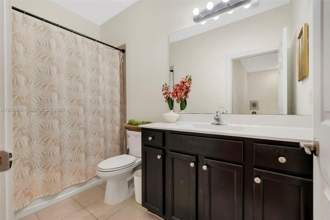 10615 W 34th Ct , Hialeah, FL 33018 Photo