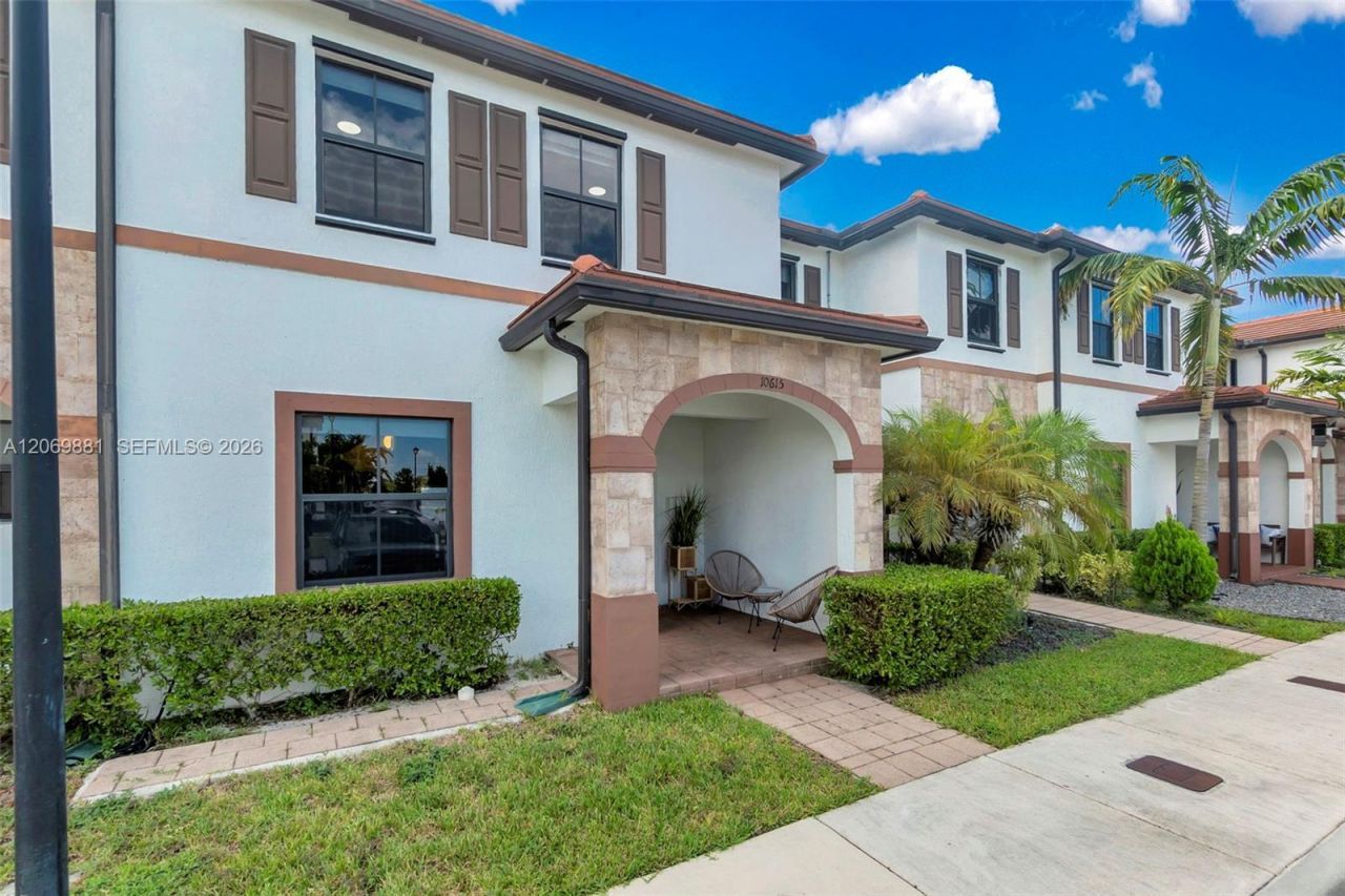 10615 W 34th Ct , Hialeah, FL 33018 Photo