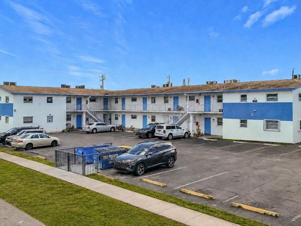410 W Palm Street, Unit B8, Lake Worth, FL 33462