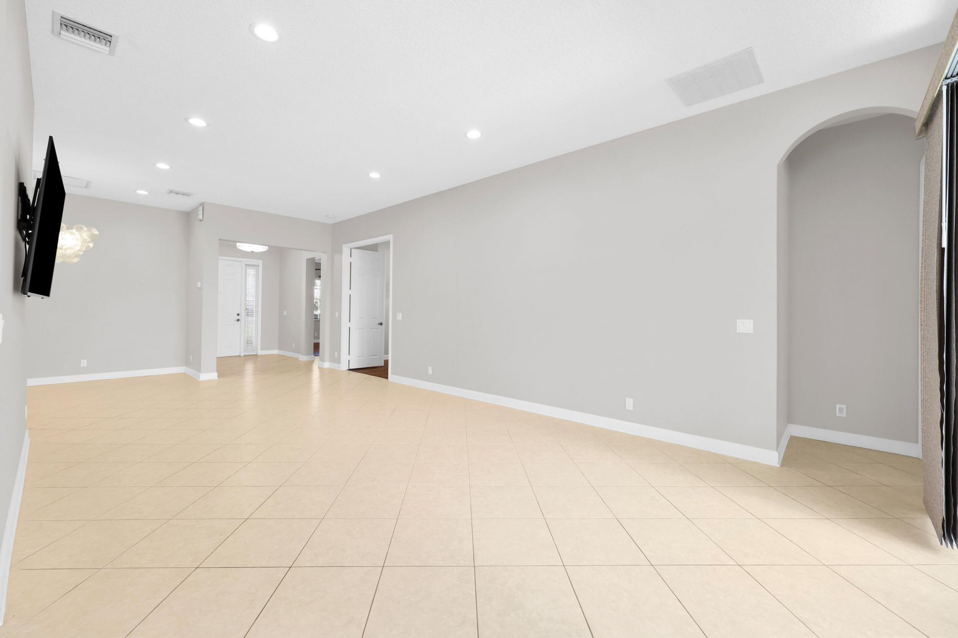 104 NW Willow Grove Avenue, Port Saint Lucie, FL 34986 Photo