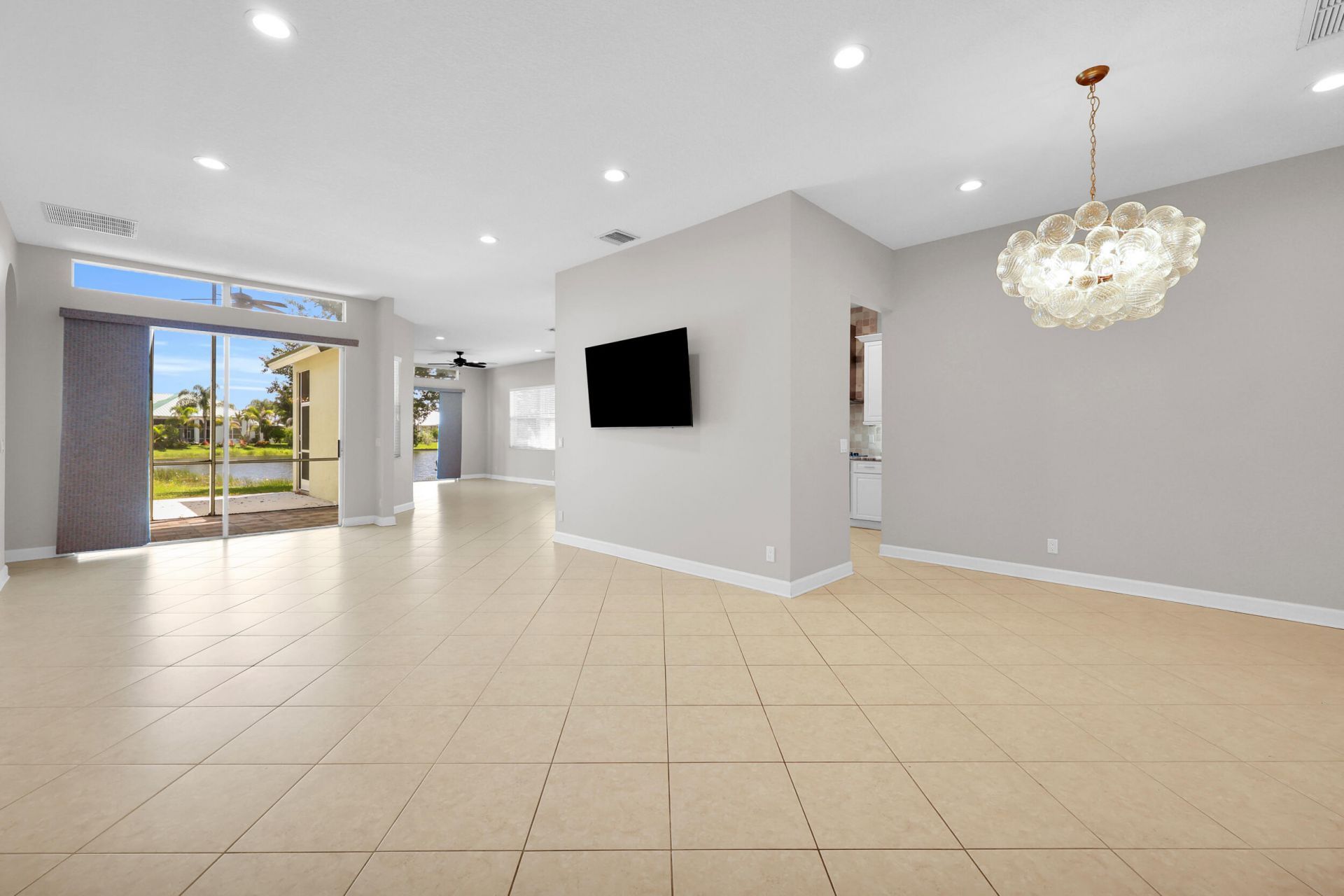 104 NW Willow Grove Avenue, Port Saint Lucie, FL 34986 Photo