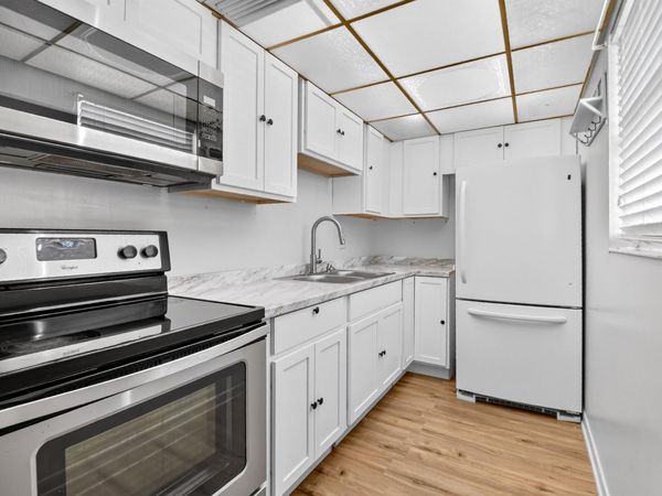 200 Bonnie Boulevard W, Unit 131, Palm Springs, FL 33461