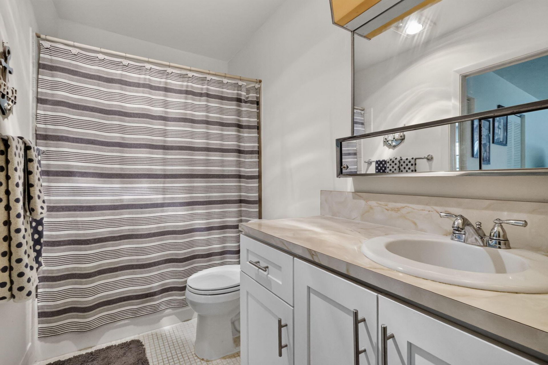 5181 Lakefront Boulevard, Unit B, Delray Beach, FL 33484 Photo