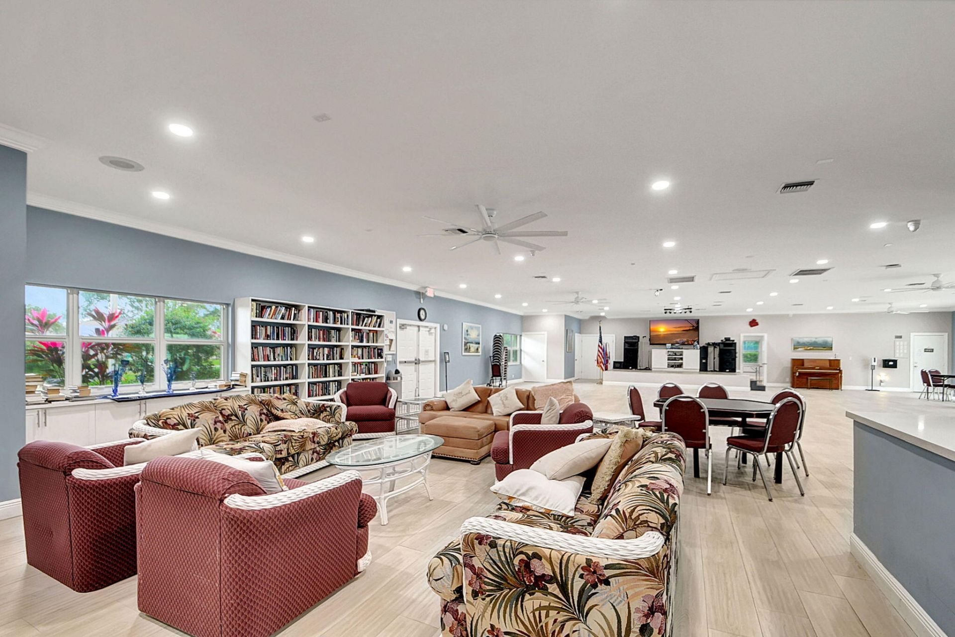 5181 Lakefront Boulevard, Unit B, Delray Beach, FL 33484 Photo
