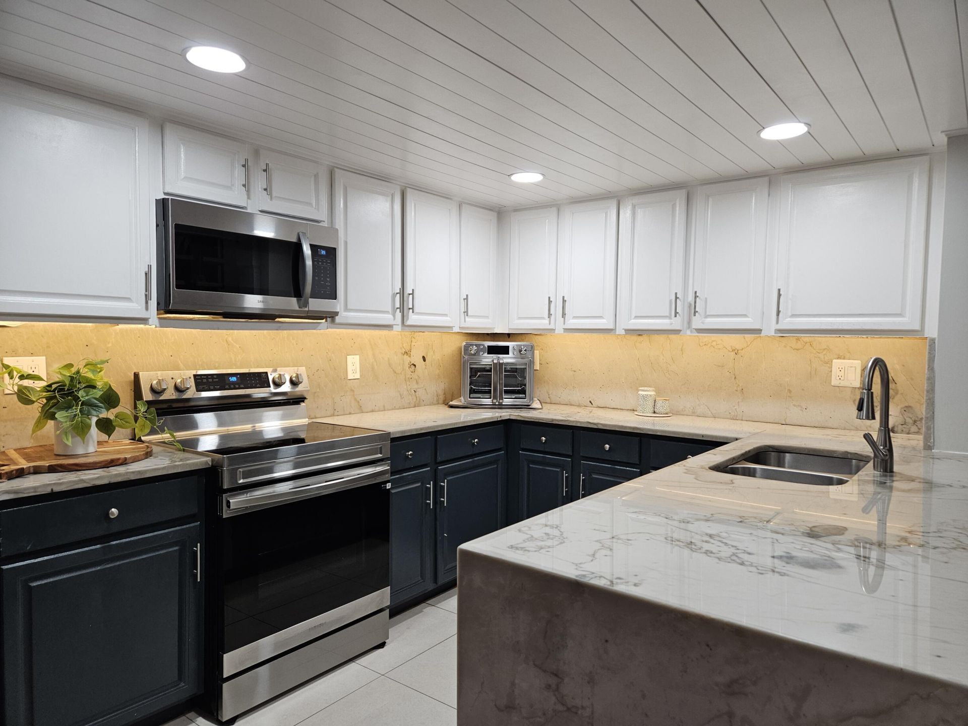 1104 Summit Trail Circle, Unit D, West Palm Beach, FL 33415 Photo