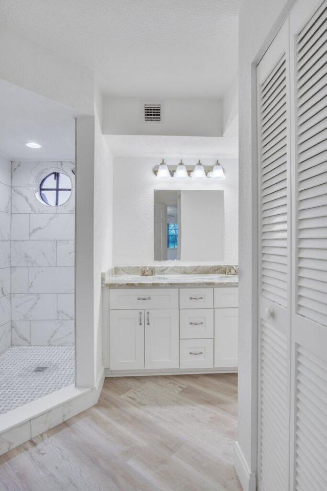 17388 Boca Club Boulevard, Unit 201, Boca Raton, FL 33487 Photo