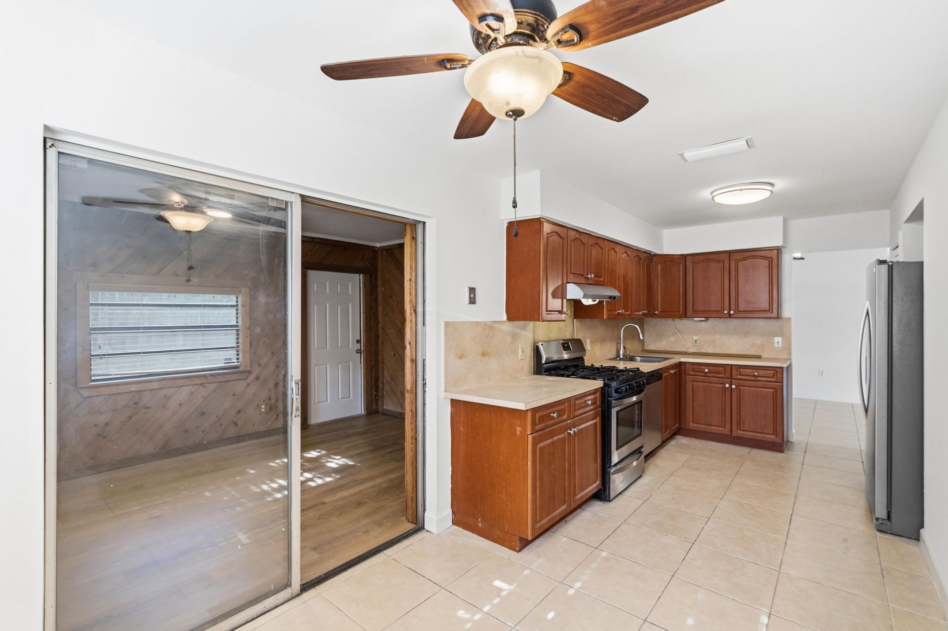 10690 NW 27th Court, Sunrise, FL 33322 Photo