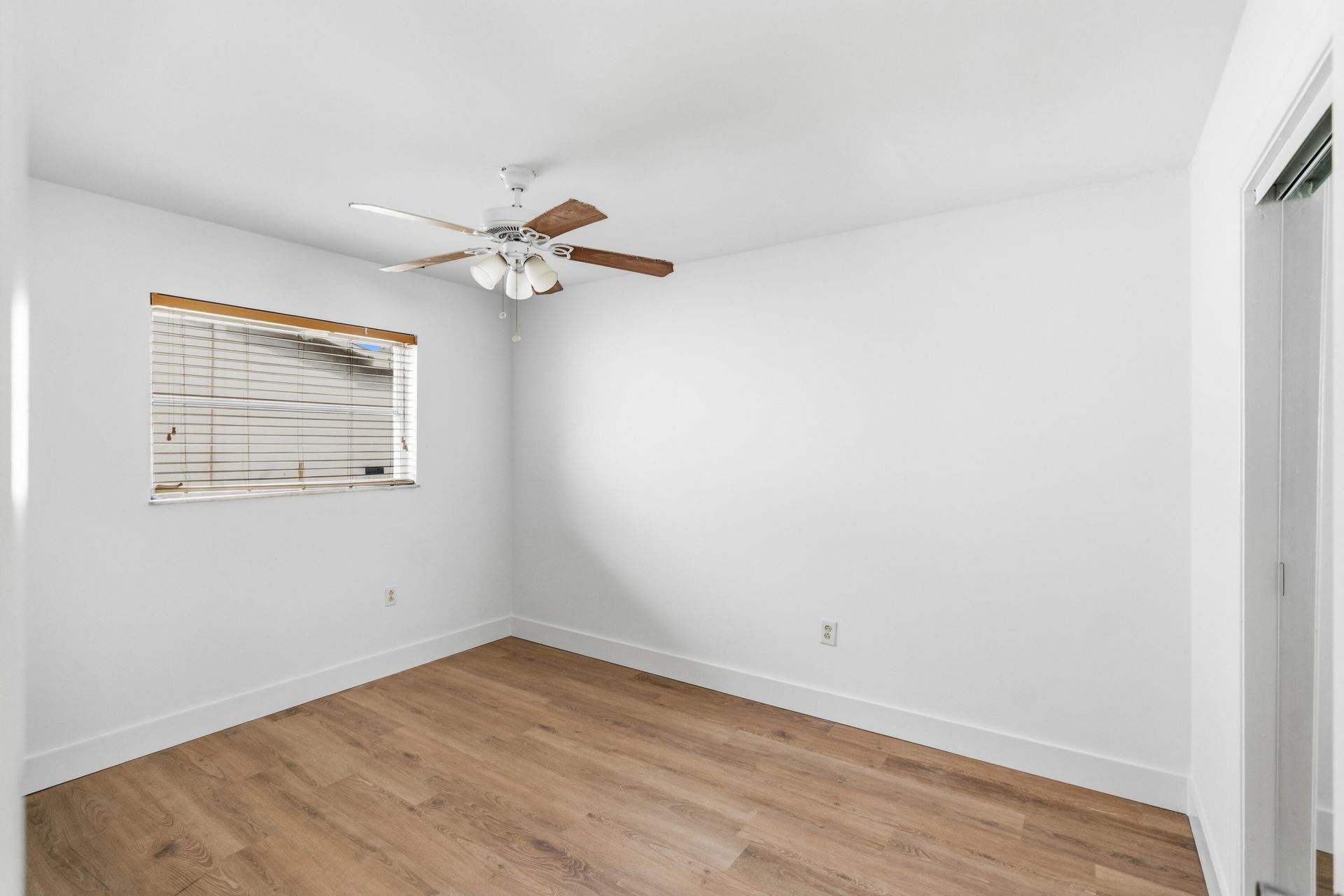10690 NW 27th Court, Sunrise, FL 33322 Photo