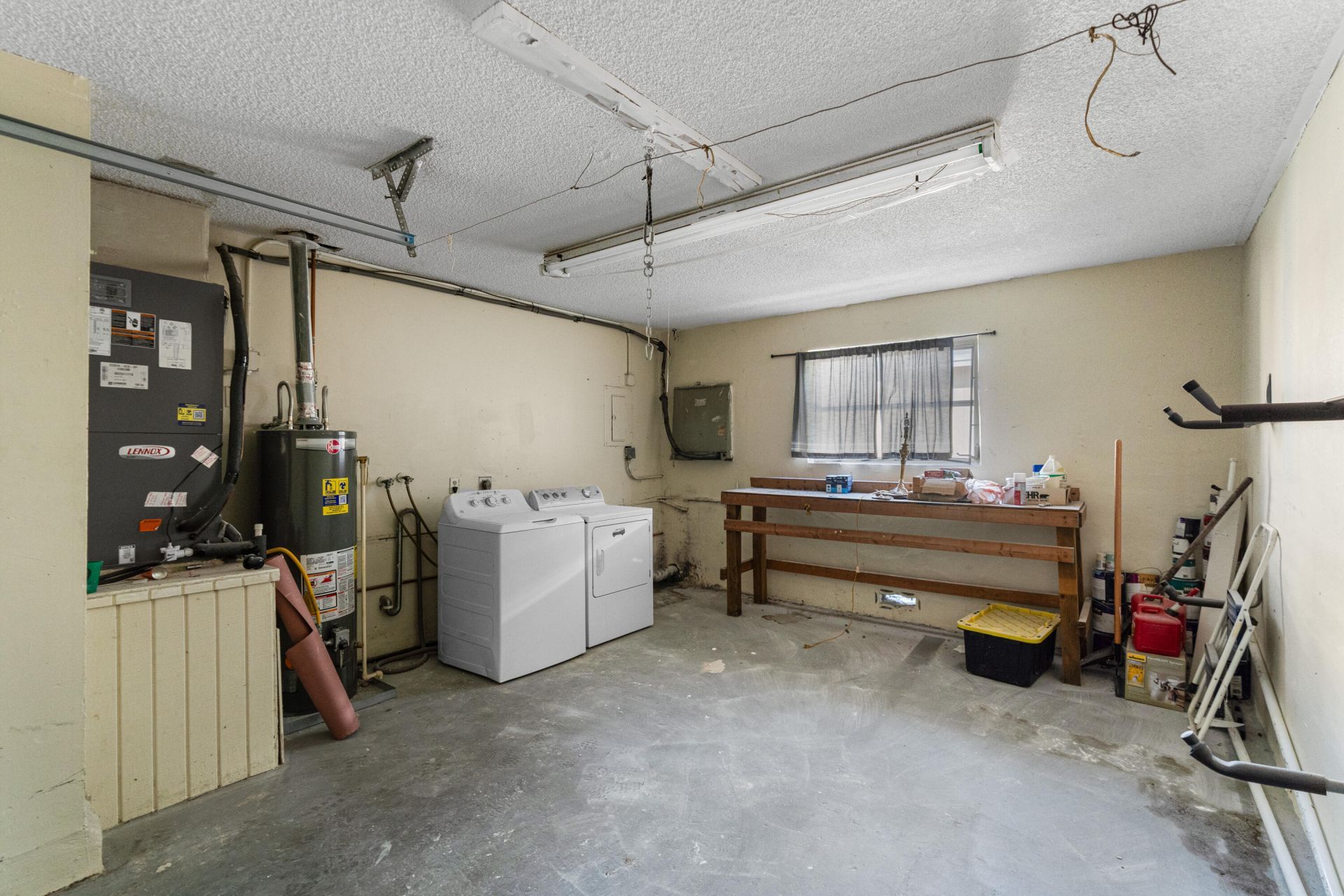 10690 NW 27th Court, Sunrise, FL 33322 Photo