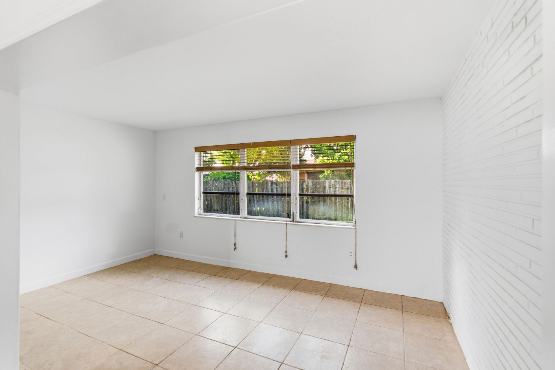 10690 NW 27th Court, Sunrise, FL 33322 Photo