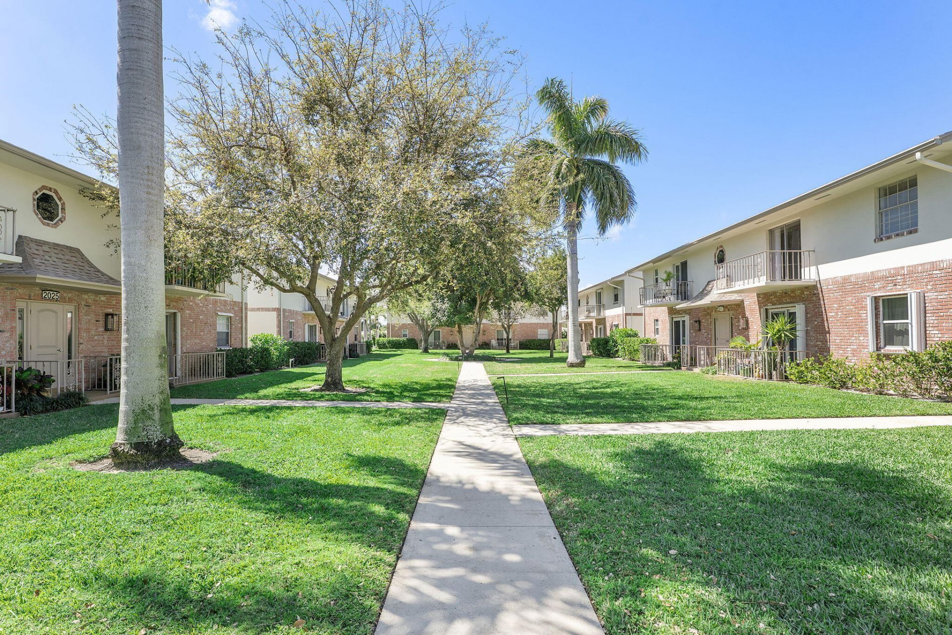 2015 S Seacrest Boulevard, Unit C, Boynton Beach, FL 33435 Photo