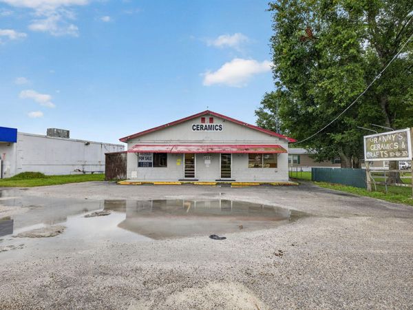 1033 HUNTER Road, Okeechobee, FL 34974