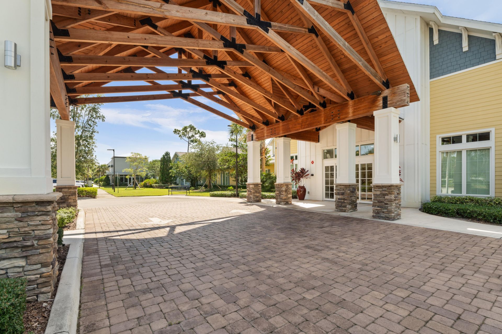 500 SE Indian Street, Stuart, FL 34997 Photo