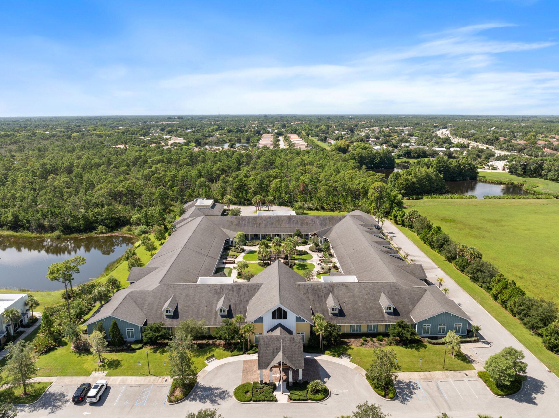500 SE Indian Street, Stuart, FL 34997 Photo