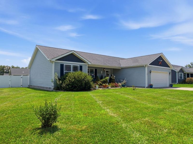 103 Kayleigh Drive, Sterling Township, OH 45154 Photo 4