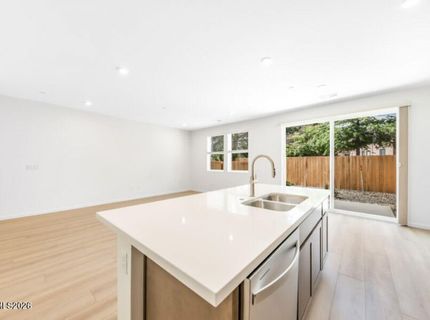 2620 Deweese Loop, Unit Rivercrest, Reno, NV 89509 Photo