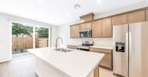 2620 Deweese Loop, Unit Rivercrest, Reno, NV 89509 Photo