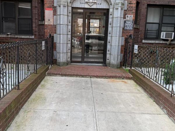 42-02 Layton Street , Unit 106, Elmhurst, NY 11373
