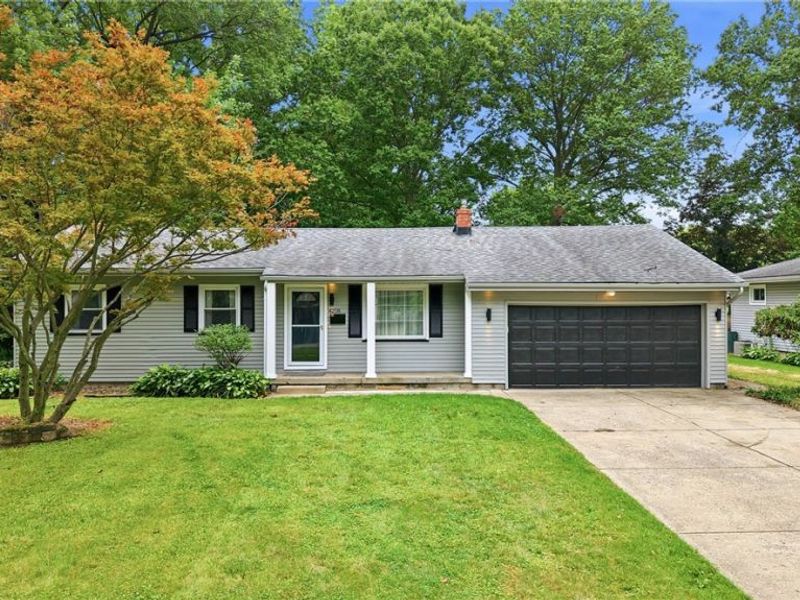 4258 Staatz Drive, Youngstown, OH 44511 Photo 1