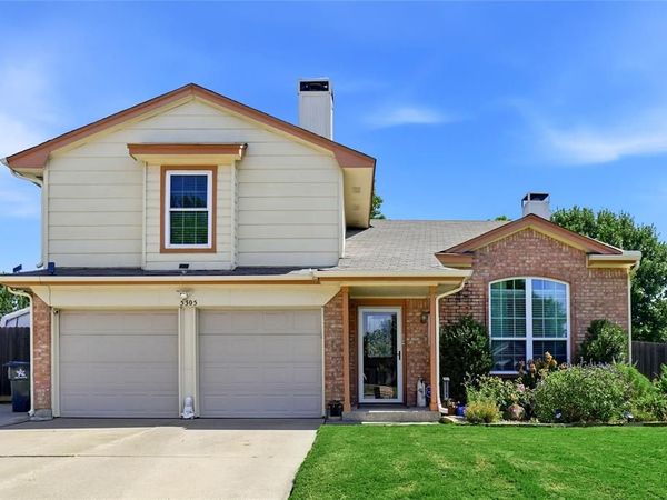 5305 Faireast Court, Arlington, TX 76018