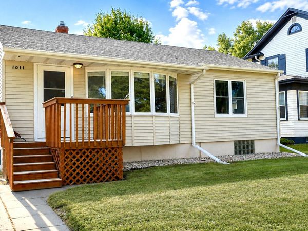 1011 N 1st Street, Aberdeen, SD 57401