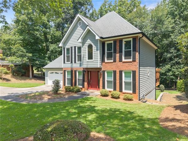 6413 Farm Ridge Court , Flowery Branch, GA 30542