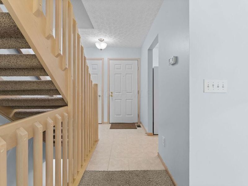 5831 Blendon Place Drive , Gahanna, OH 43230 Photo 3