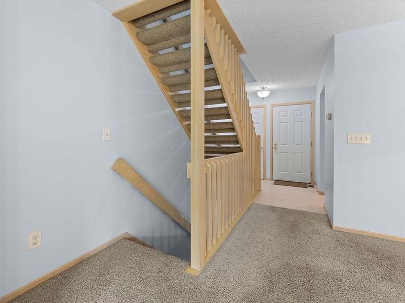5831 Blendon Place Drive , Gahanna, OH 43230 Photo 4