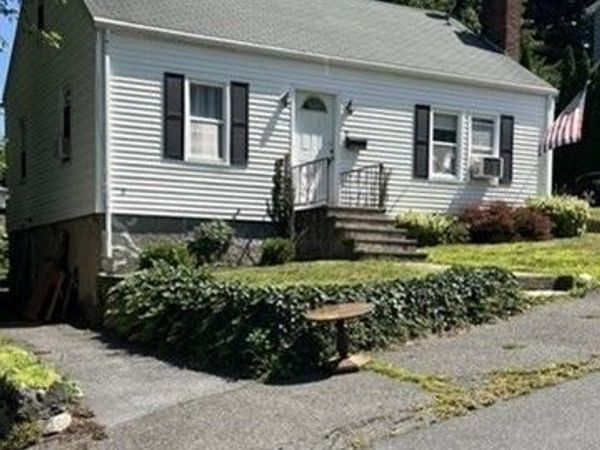 10 Duke Street, Swampscott, MA 01907