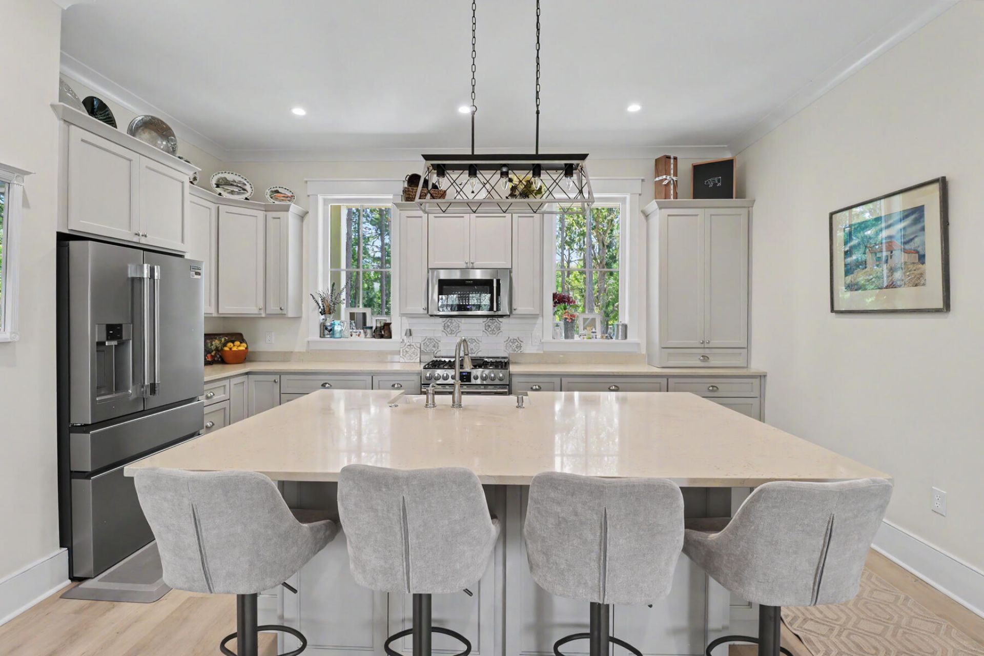 374 Commonwealth Road Photo 20