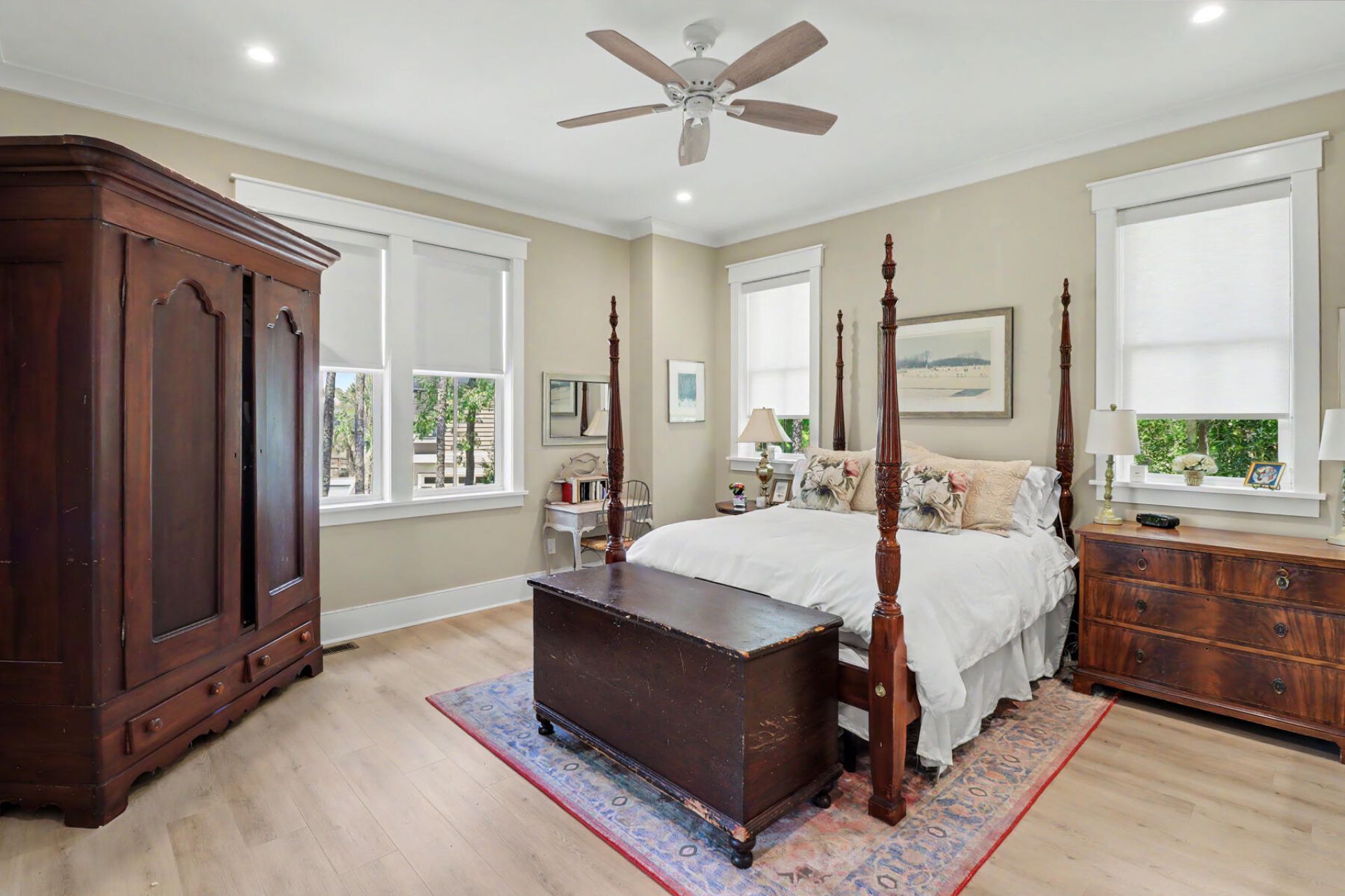 374 Commonwealth Road Photo 29