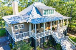 374 Commonwealth Road photo 4