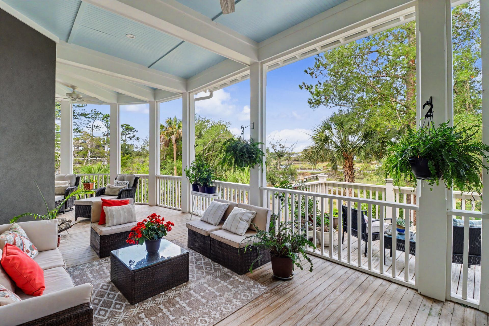 374 Commonwealth Road Photo 46