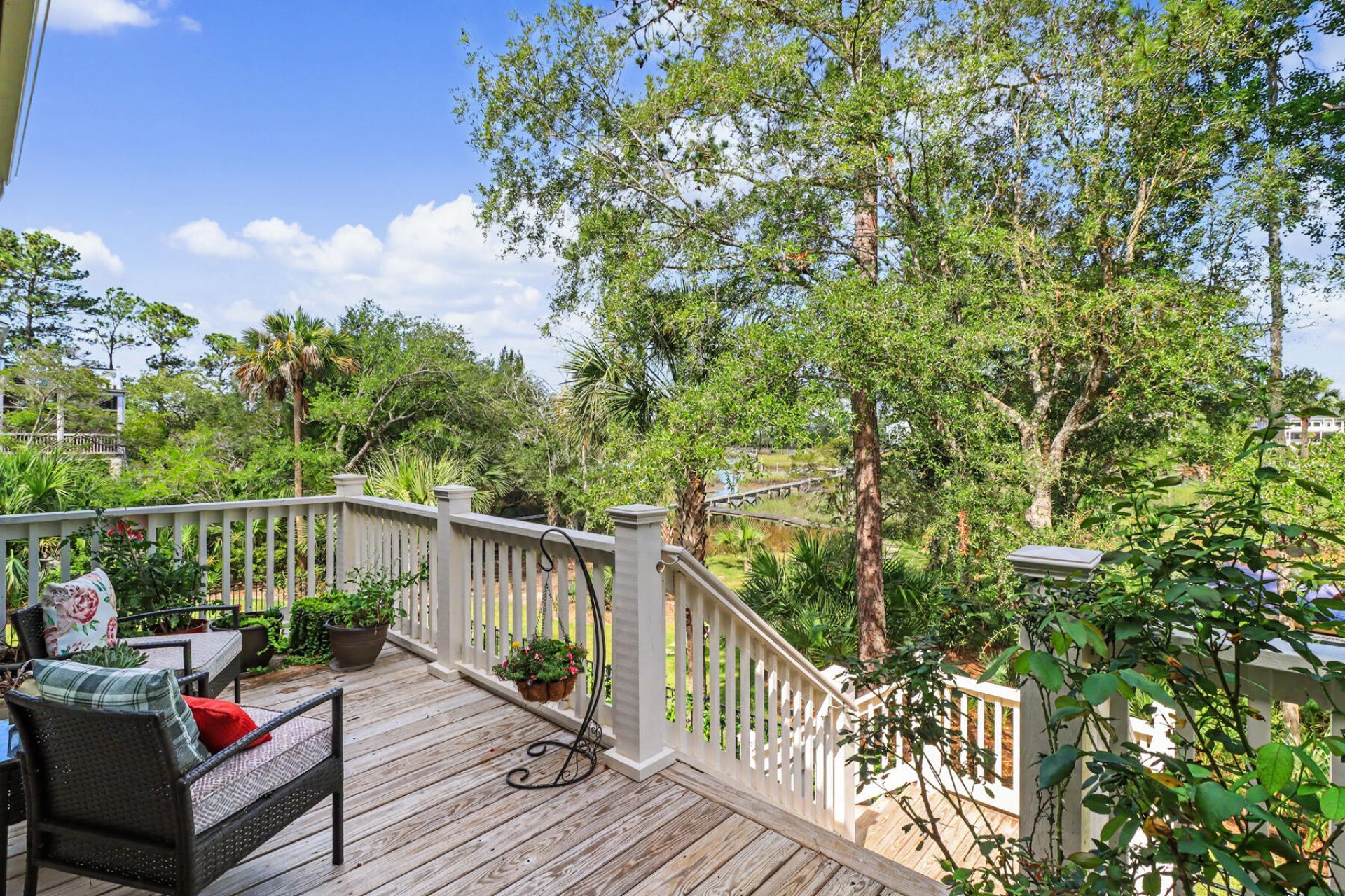 374 Commonwealth Road Photo 47