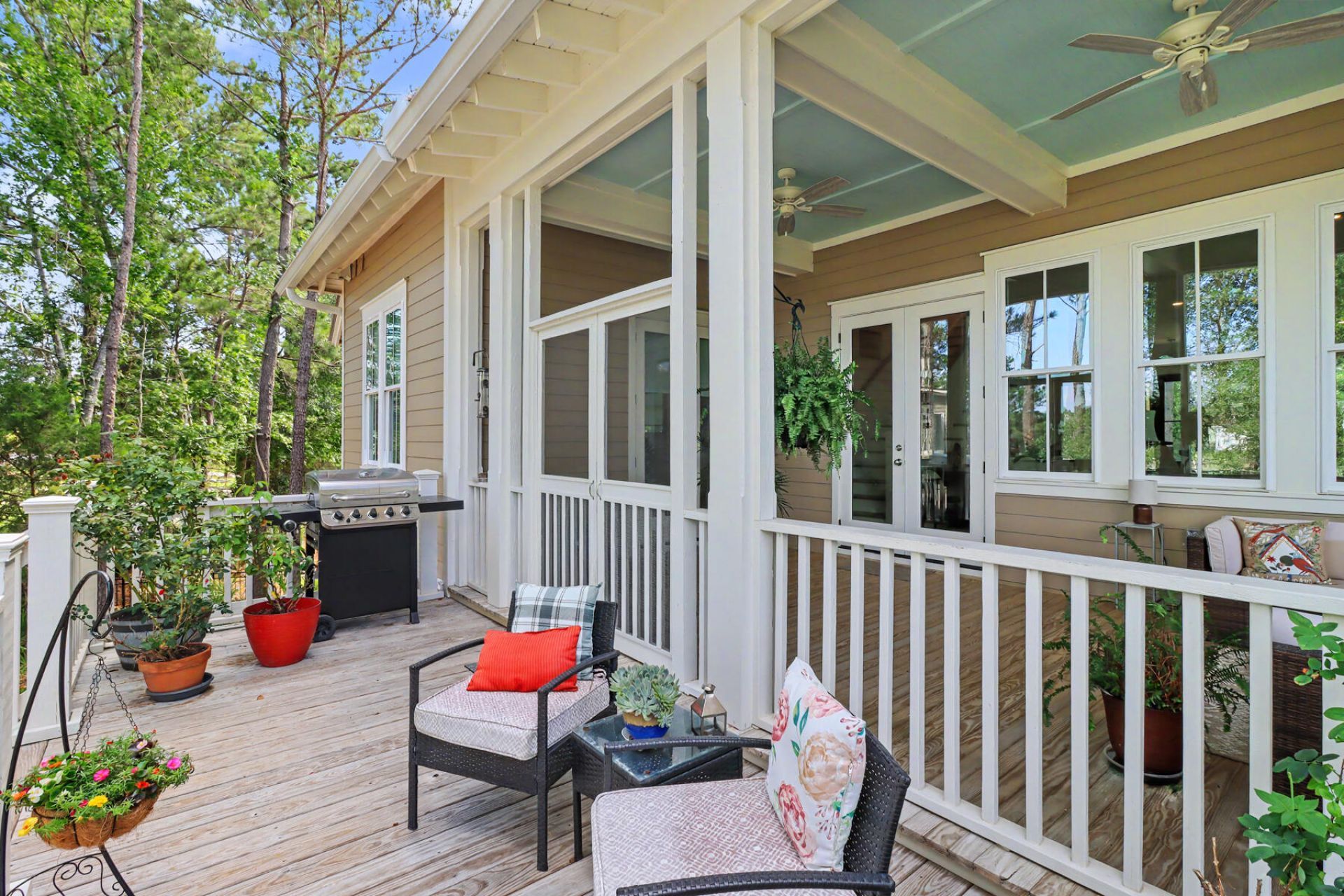 374 Commonwealth Road Photo 48