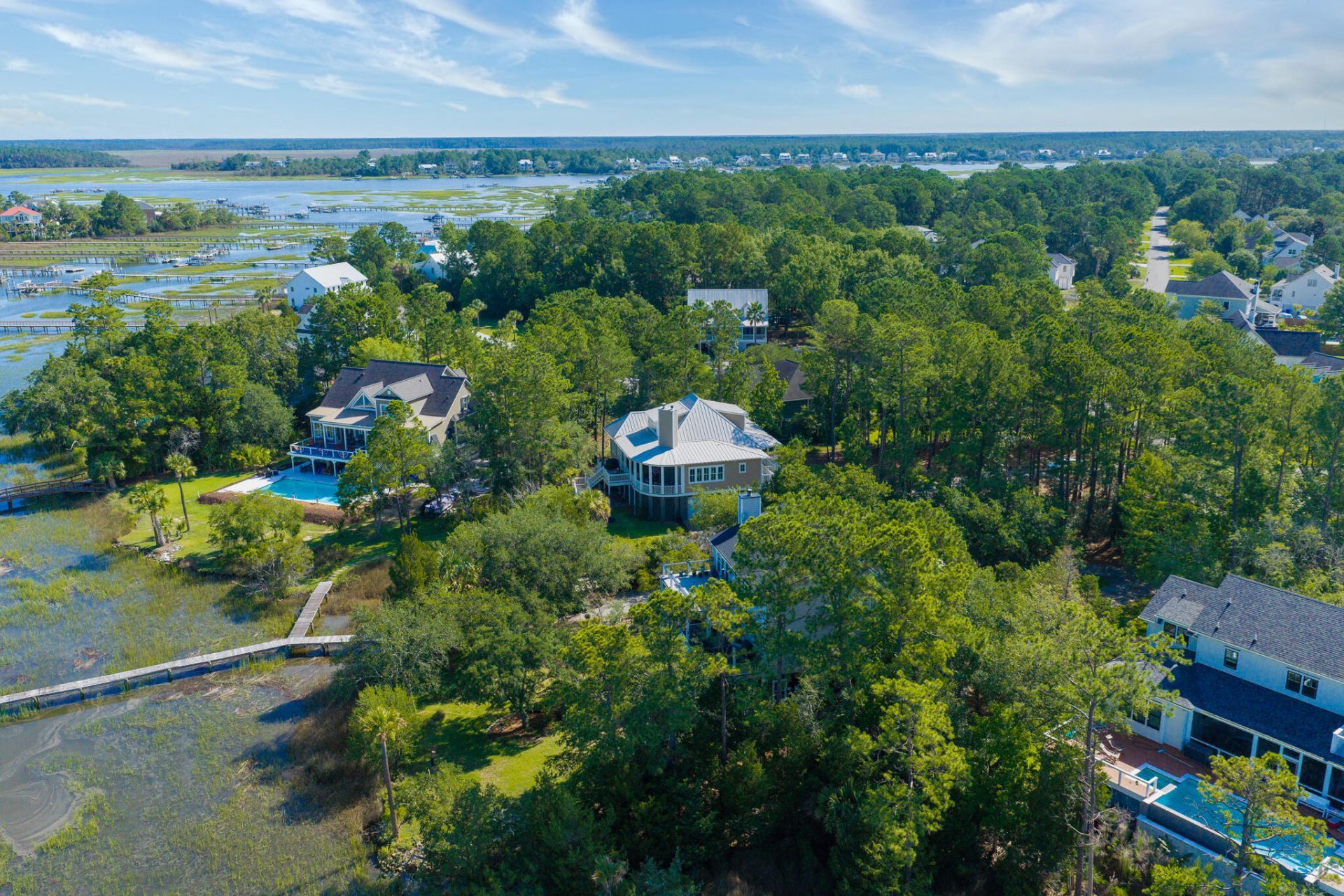 374 Commonwealth Road Photo 5