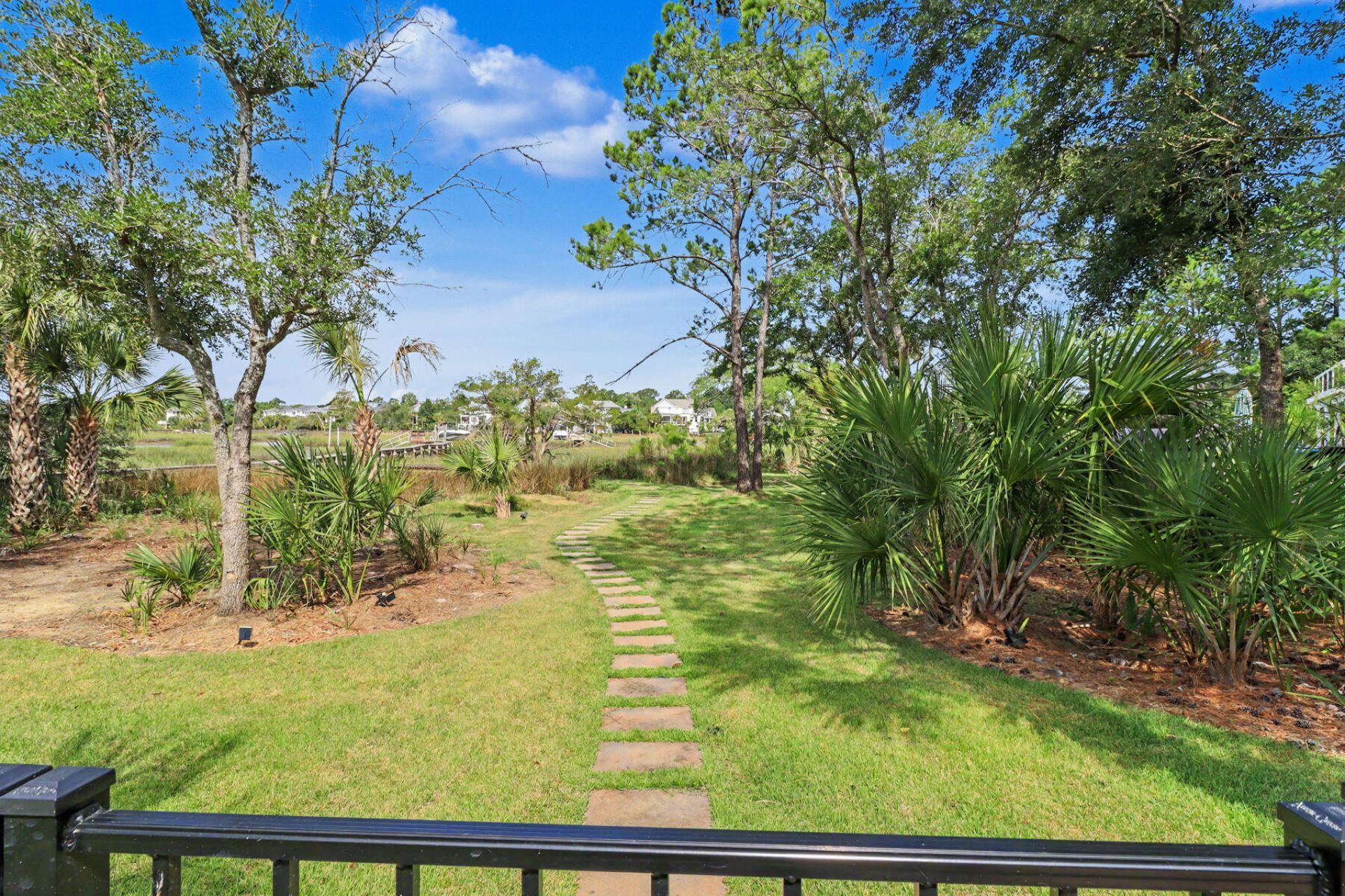 374 Commonwealth Road Photo 57