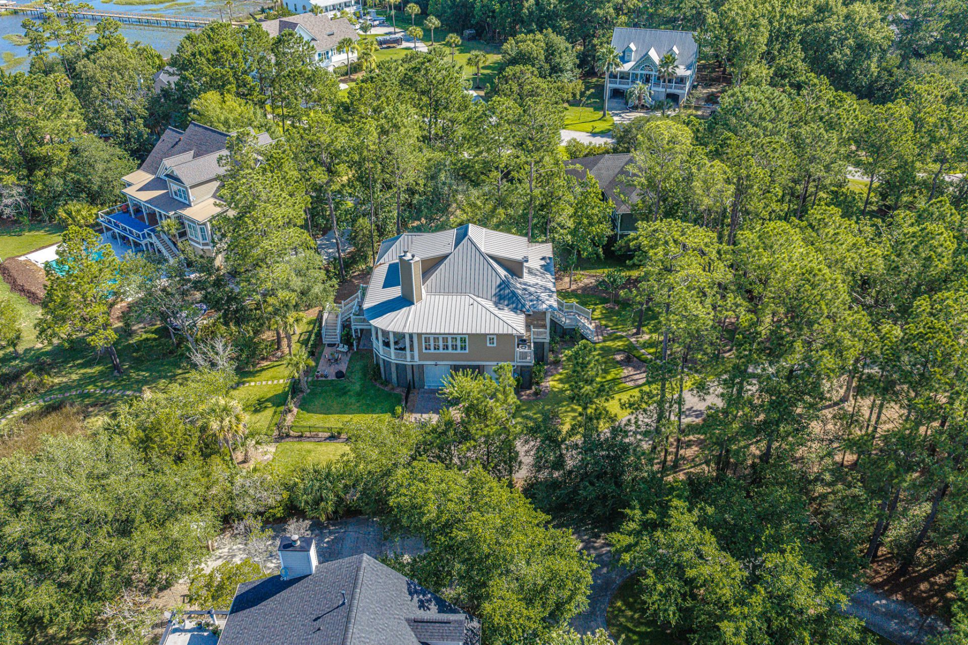 374 Commonwealth Road Photo 9