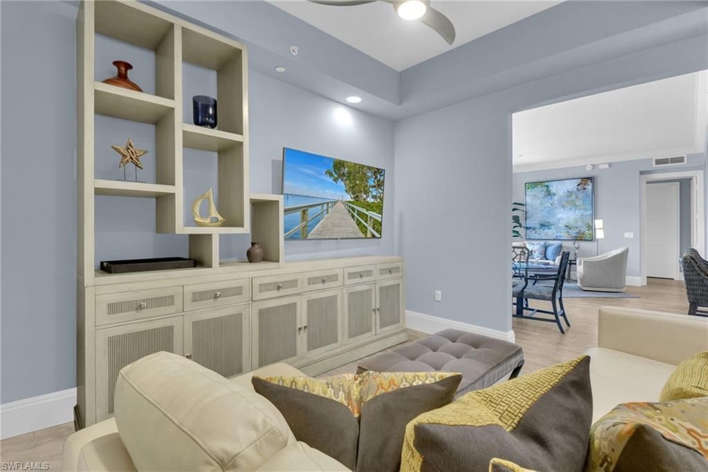 1035 3rd Ave S, Unit 406, Naples, FL 34102 Photo
