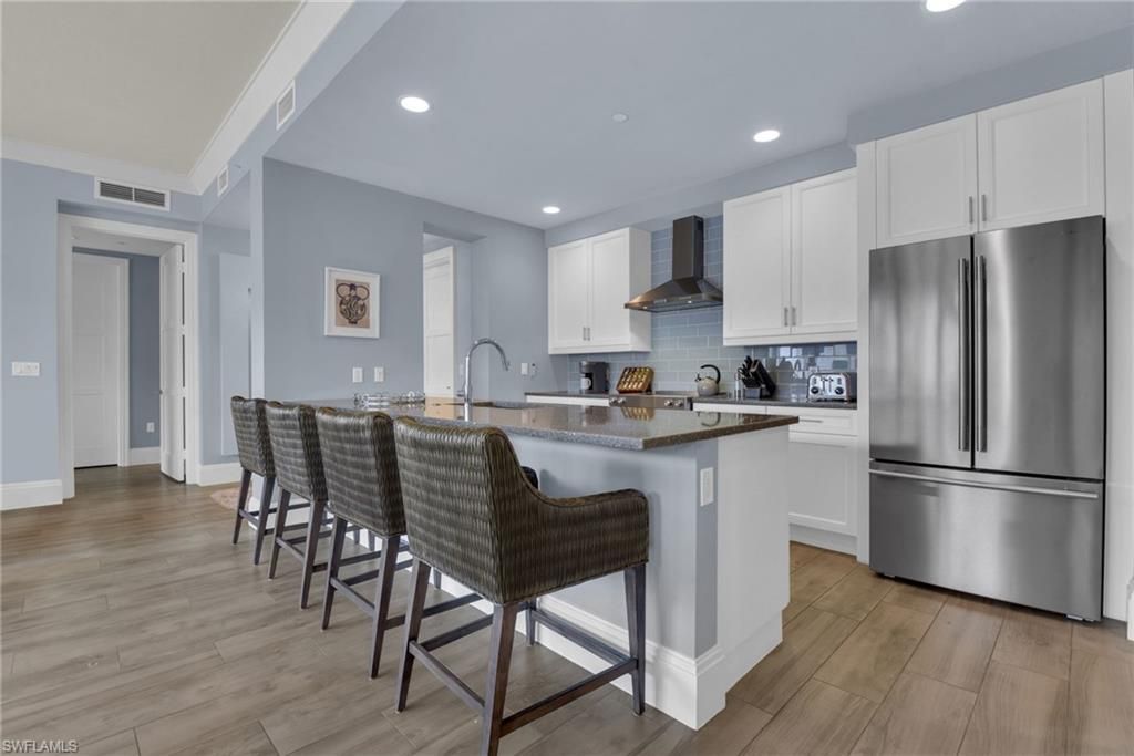 1035 3rd Ave S, Unit 406, Naples, FL 34102 Photo