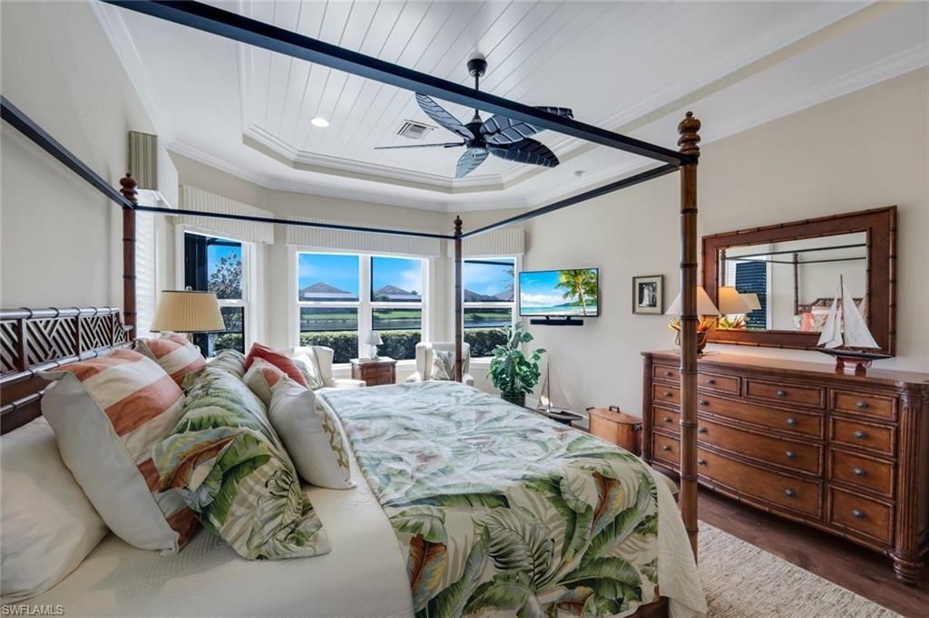 8362 Viale Cir, Naples, FL 34114 Photo