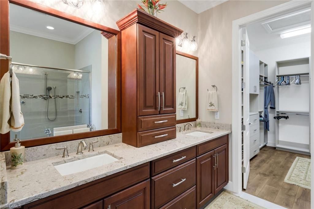 8362 Viale Cir, Naples, FL 34114 Photo