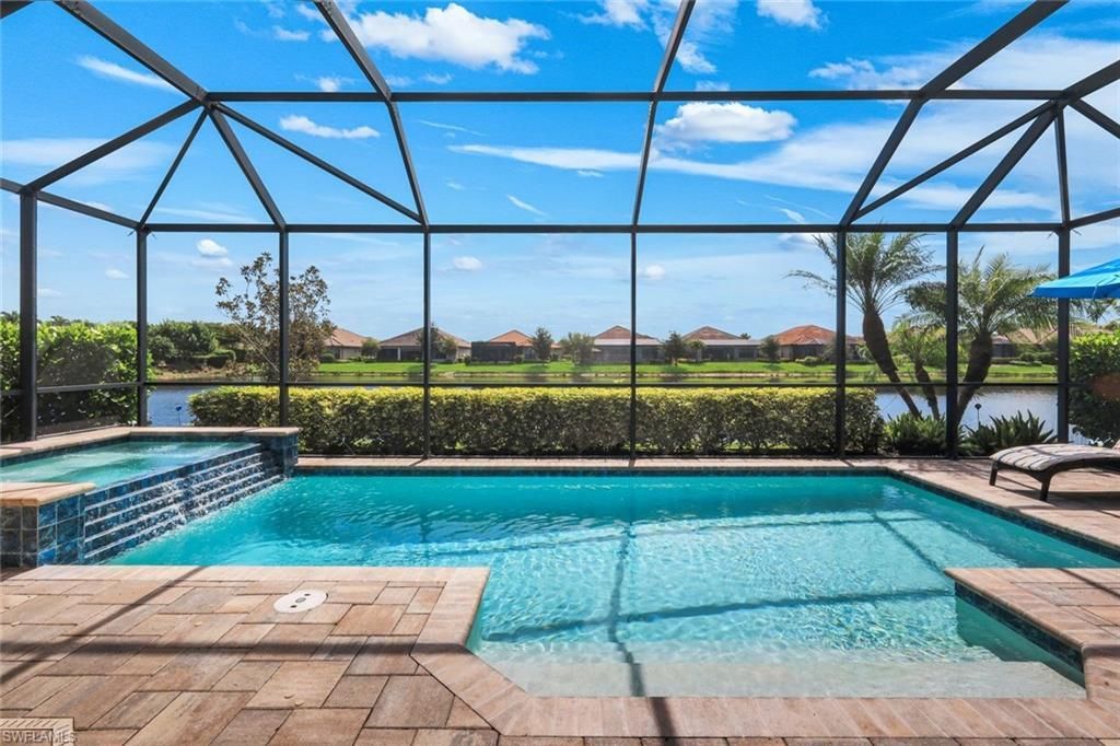8362 Viale Cir, Naples, FL 34114 Photo