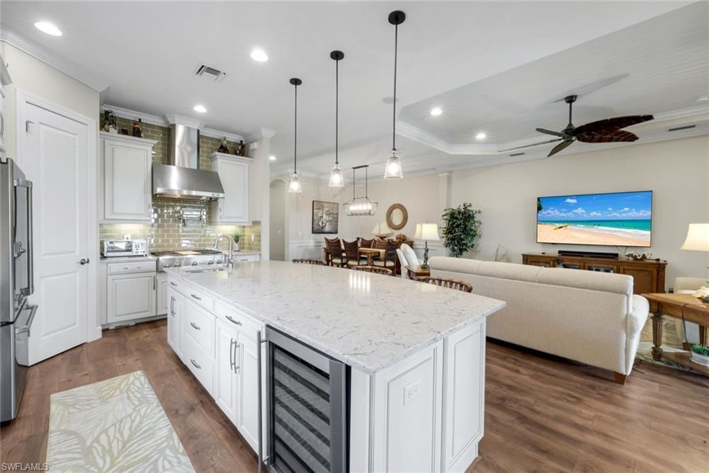 8362 Viale Cir, Naples, FL 34114 Photo