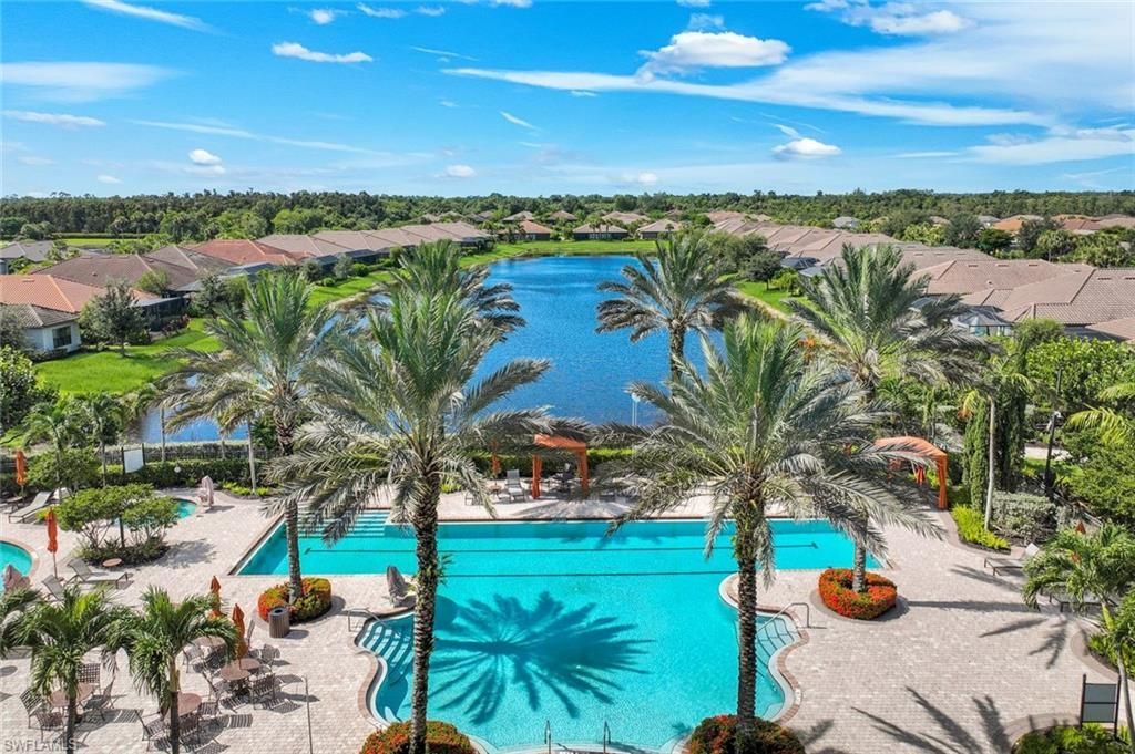 8362 Viale Cir, Naples, FL 34114 Photo