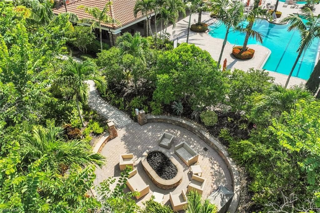 8362 Viale Cir, Naples, FL 34114 Photo