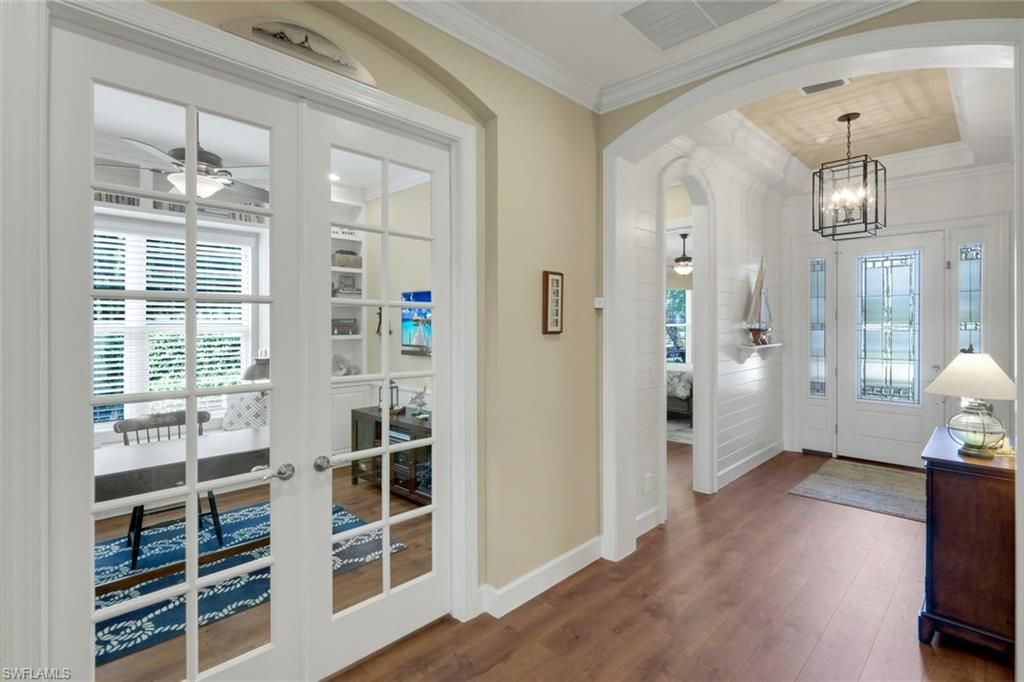 8362 Viale Cir, Naples, FL 34114 Photo